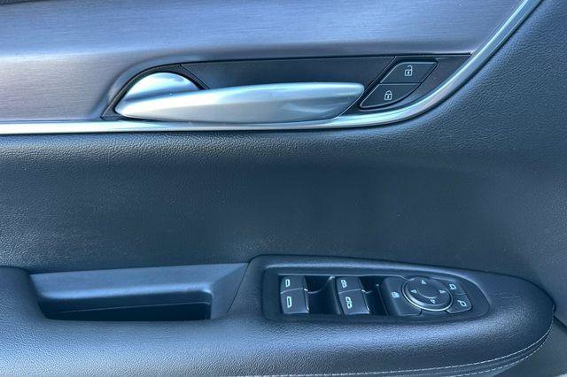 New 2026 Cadillac XT5 Luxury FWD image 11
