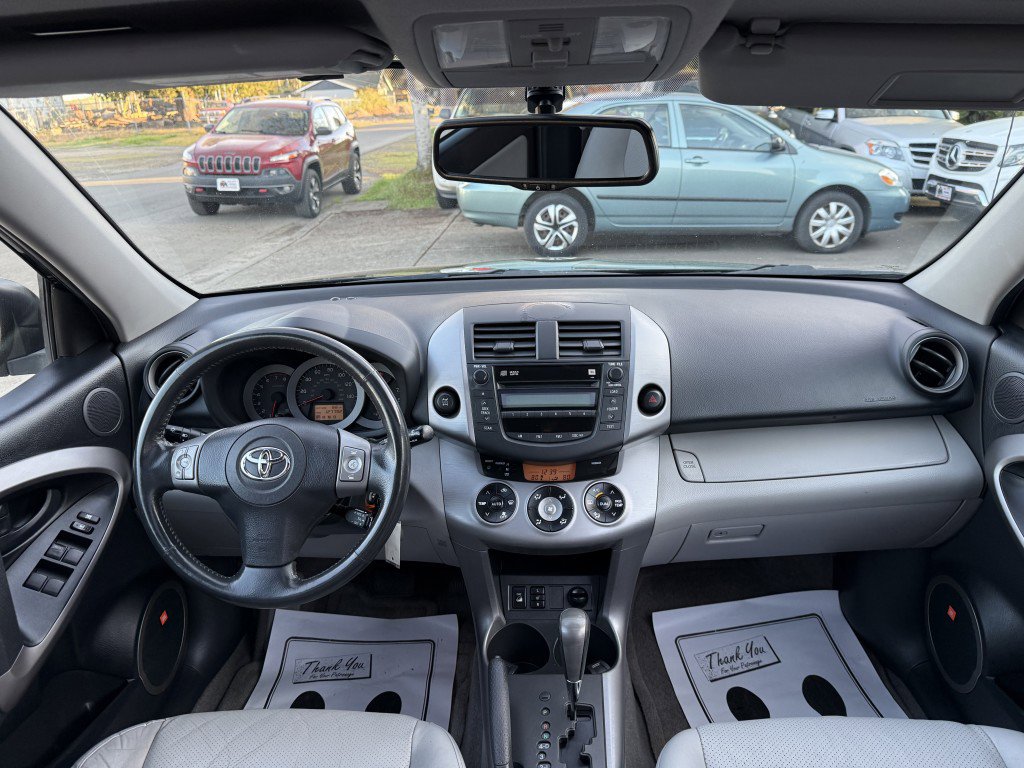 Used 2007 Toyota RAV4 Limited AWD/4WD image 17