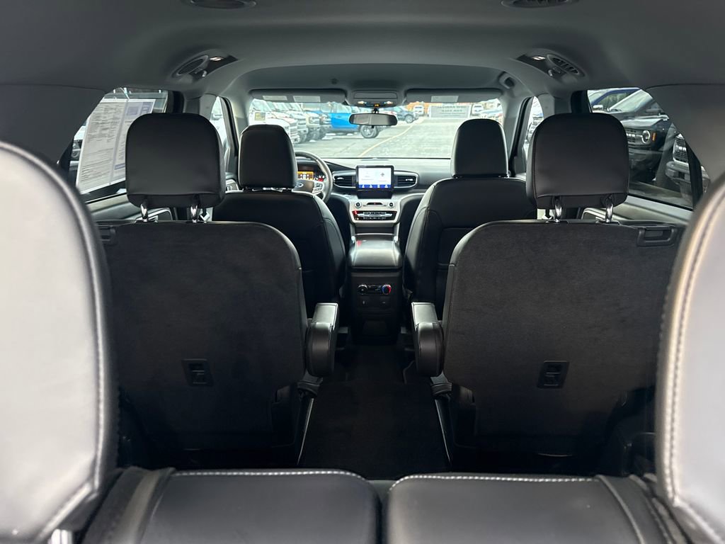 Used 2023 Ford Explorer XLT w/ Equipment Group 202A image 14