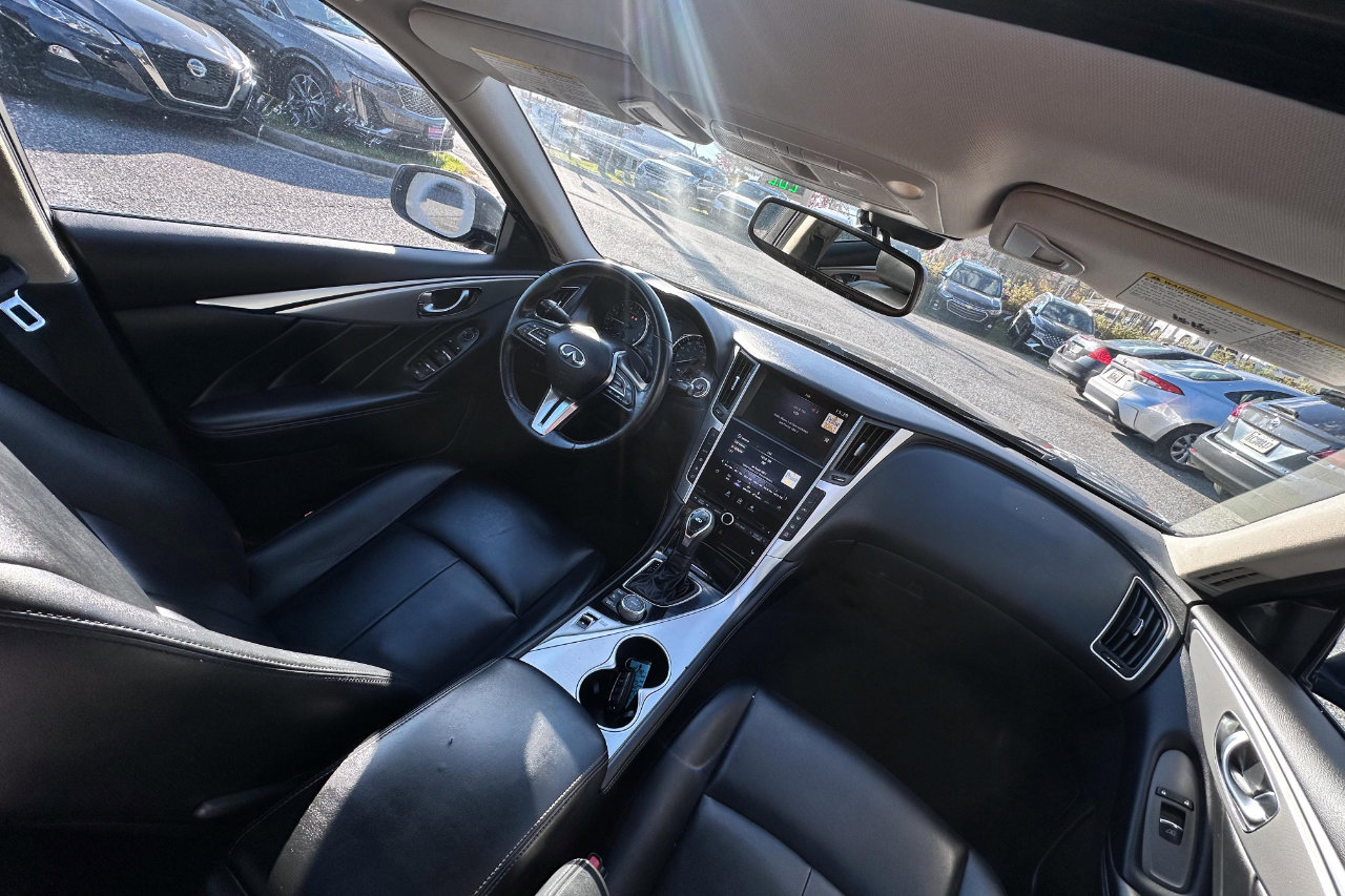Used 2021 INFINITI Q50 Luxe image 14