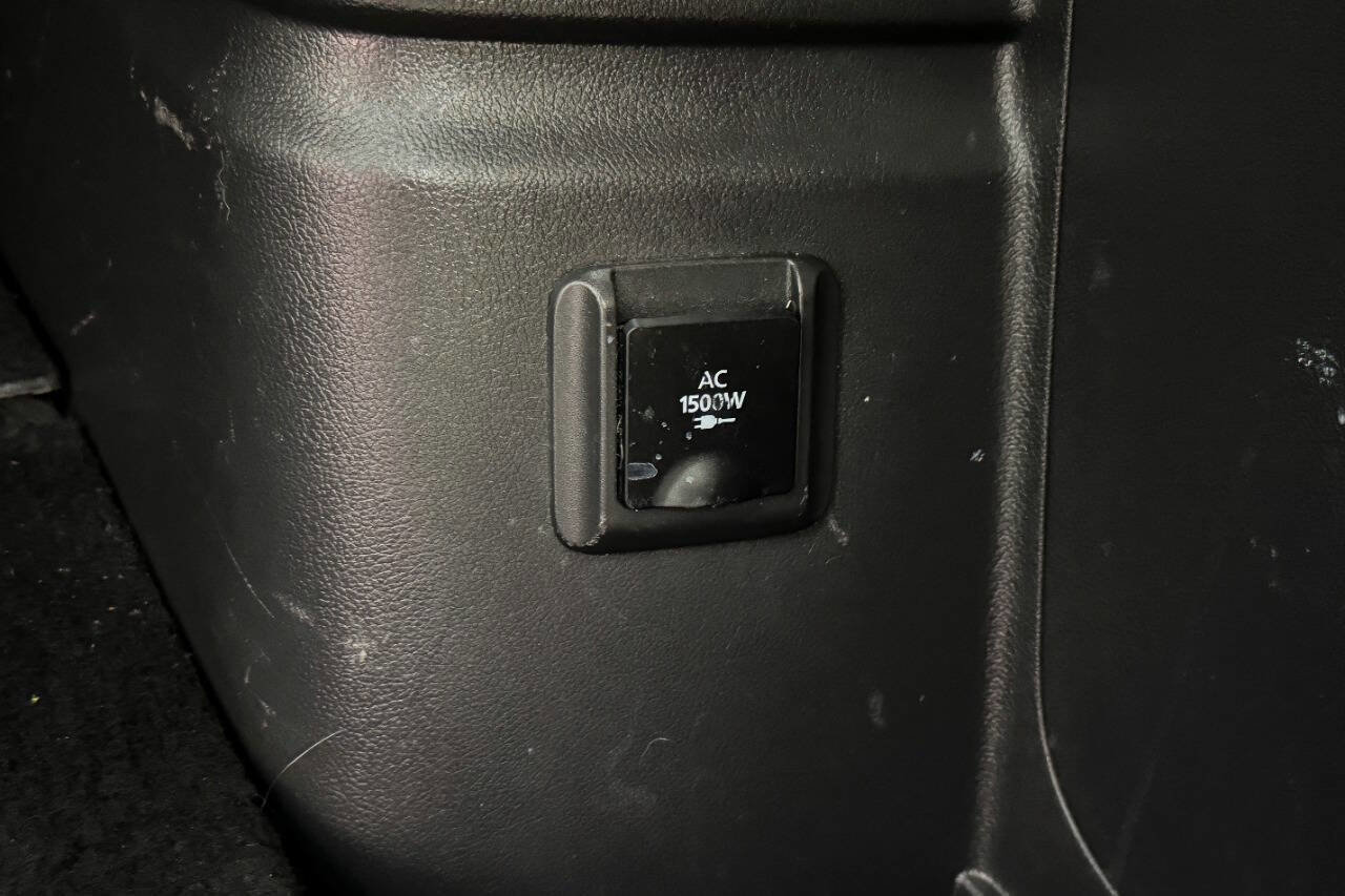 Used 2018 Mitsubishi Outlander GT image 22