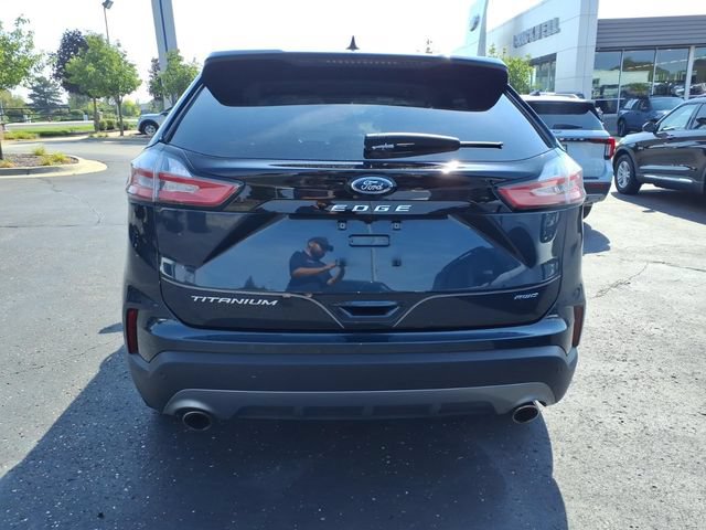 Used 2023 Ford Edge Titanium AWD/4WD image 6