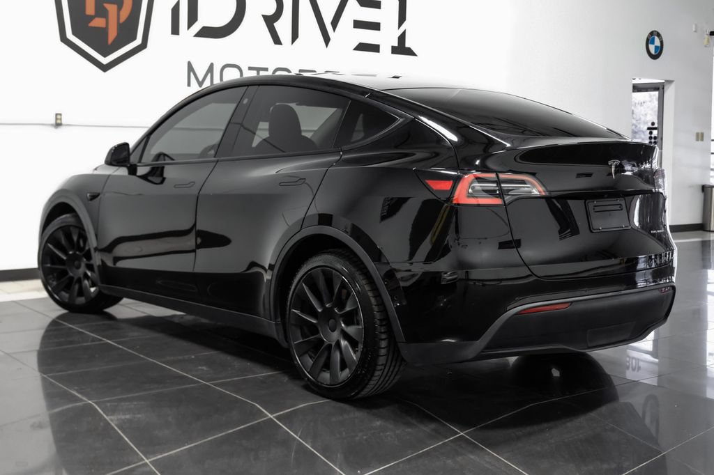 Used 2021 Tesla Model Y Long Range AWD/4WD image 10
