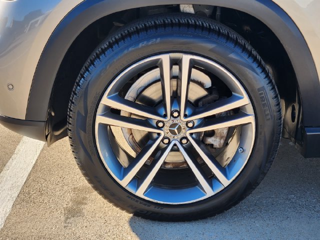 Used 2020 Mercedes-Benz GLE 350 image 17