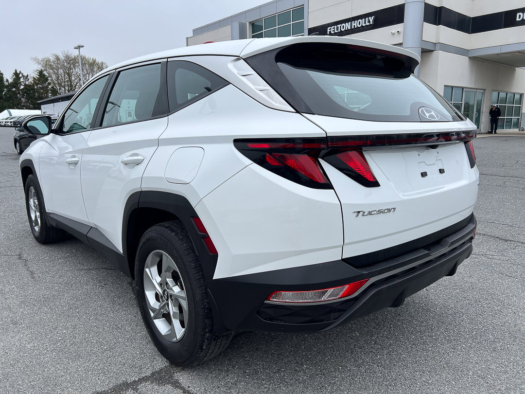 Used 2023 Hyundai Tucson SE image 14