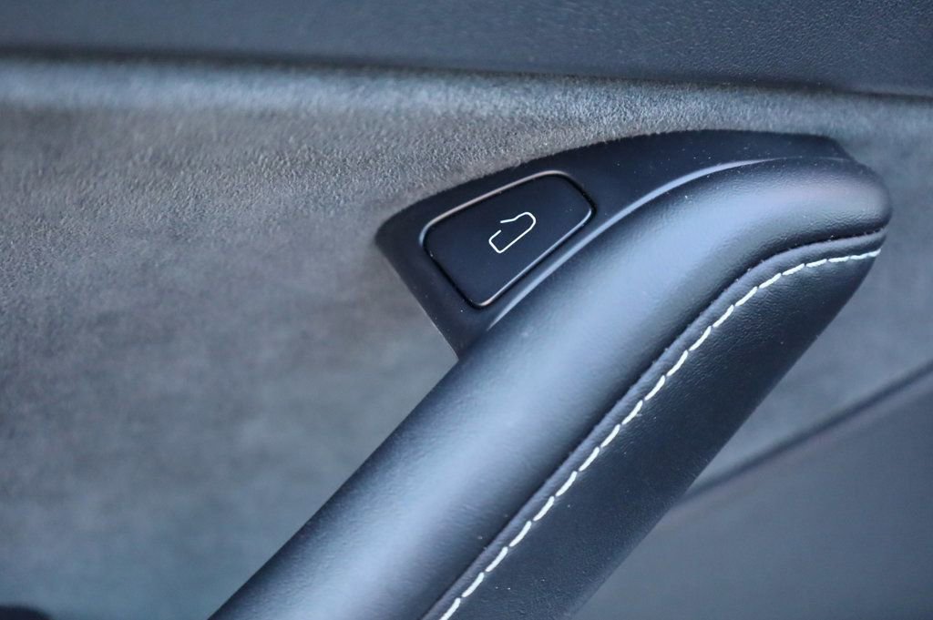 Used 2021 Tesla Model 3 Standard Range Plus image 32