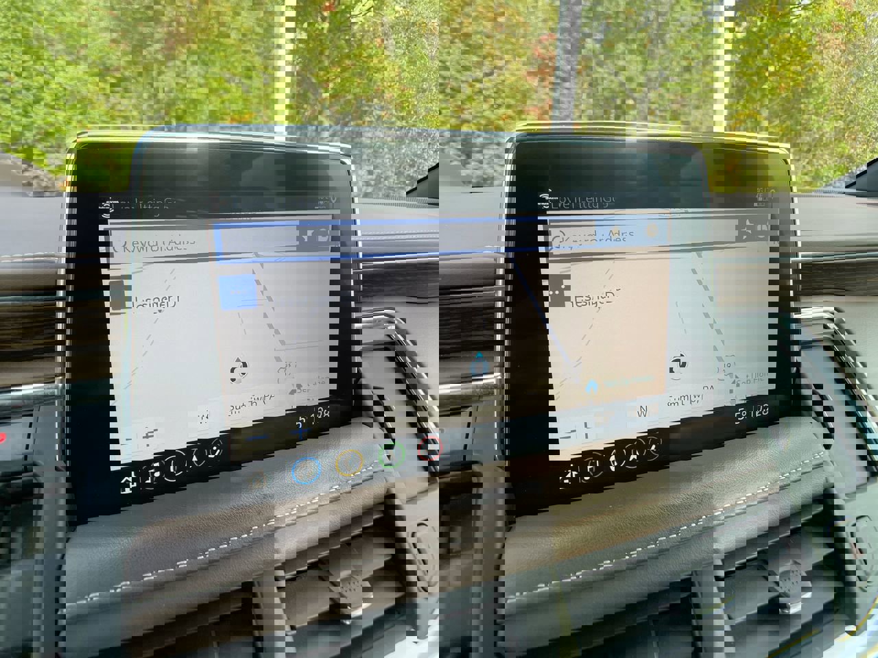 Used 2021 Chevrolet Tahoe High Country w/ Premium Package image 21