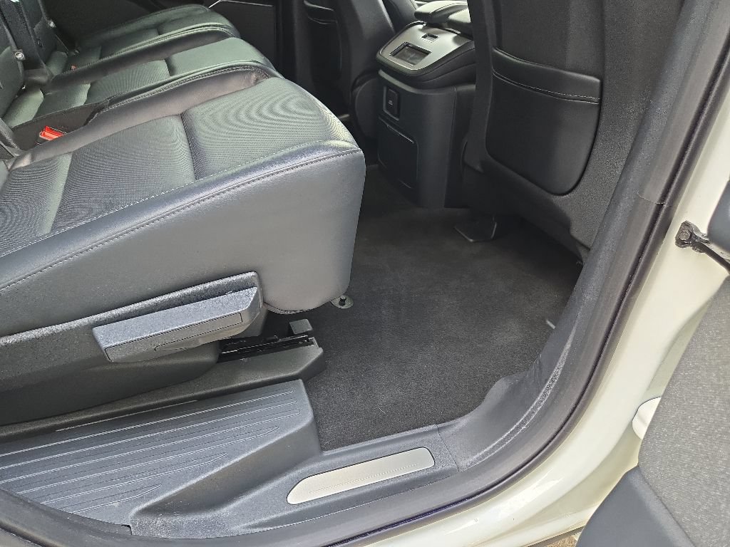 Used 2025 Lincoln Navigator Reserve w/ Jet Appearance Package AWD/4WD image 92