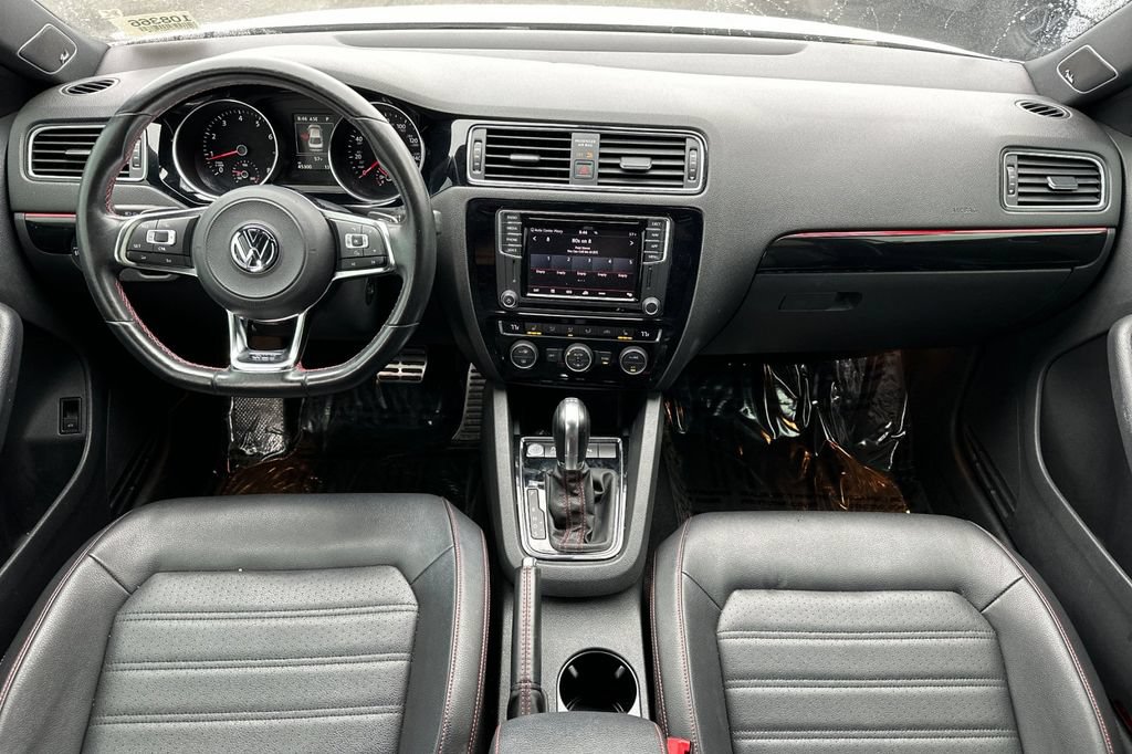 Used 2018 Volkswagen Jetta GLI FWD image 13
