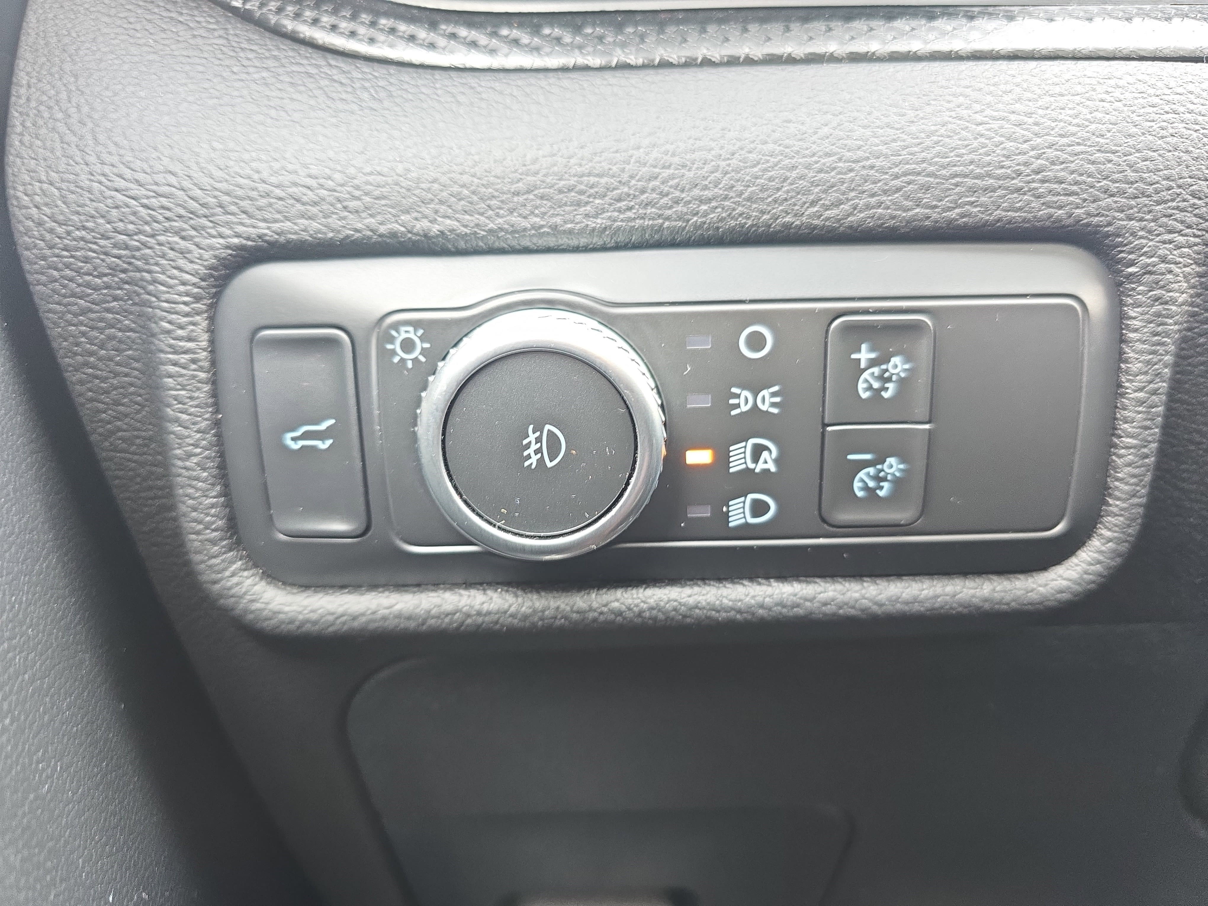 Used 2022 Ford Explorer ST w/ Equipment Group 401A image 24