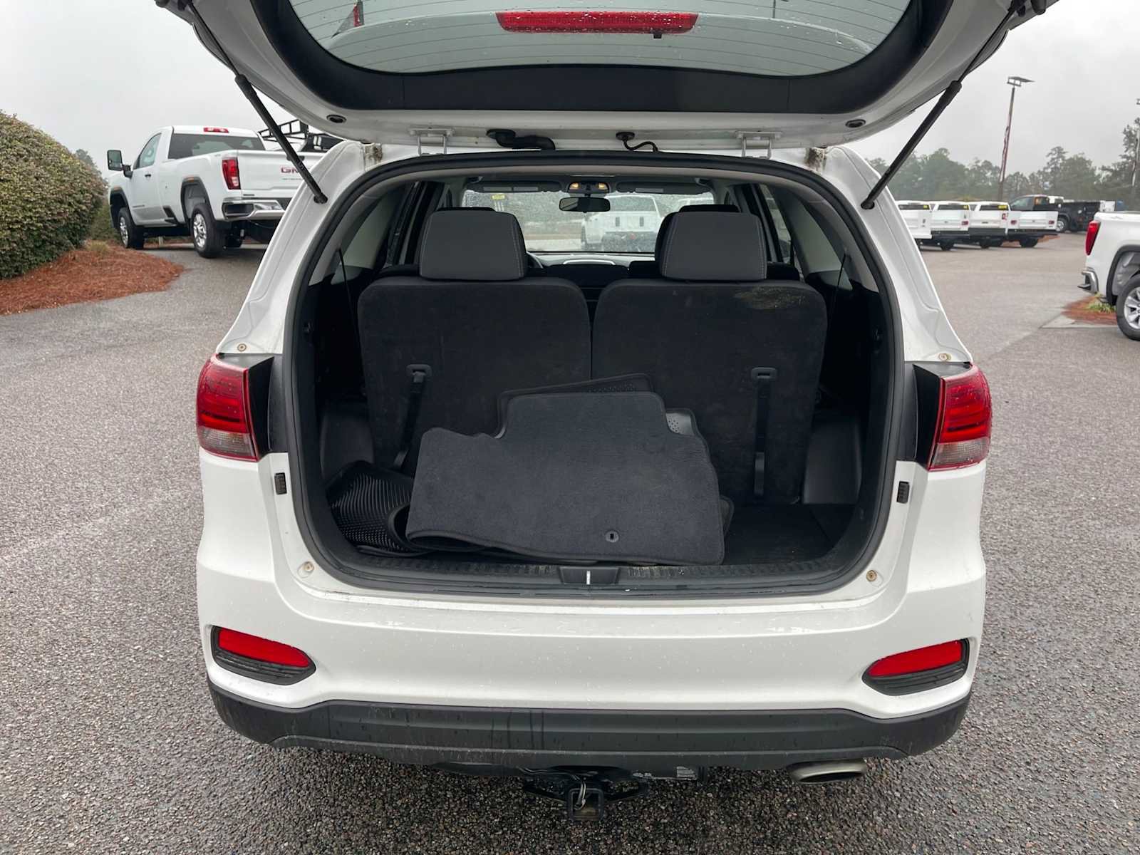 Used 2020 Kia Sorento FWD V6 image 23