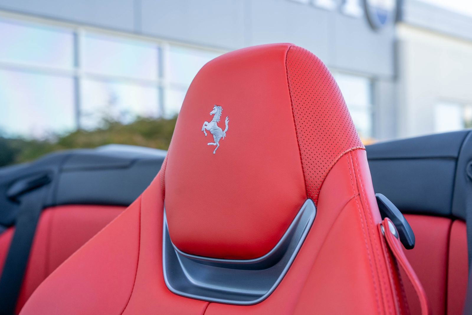 Certified 2019 Ferrari Portofino image 47