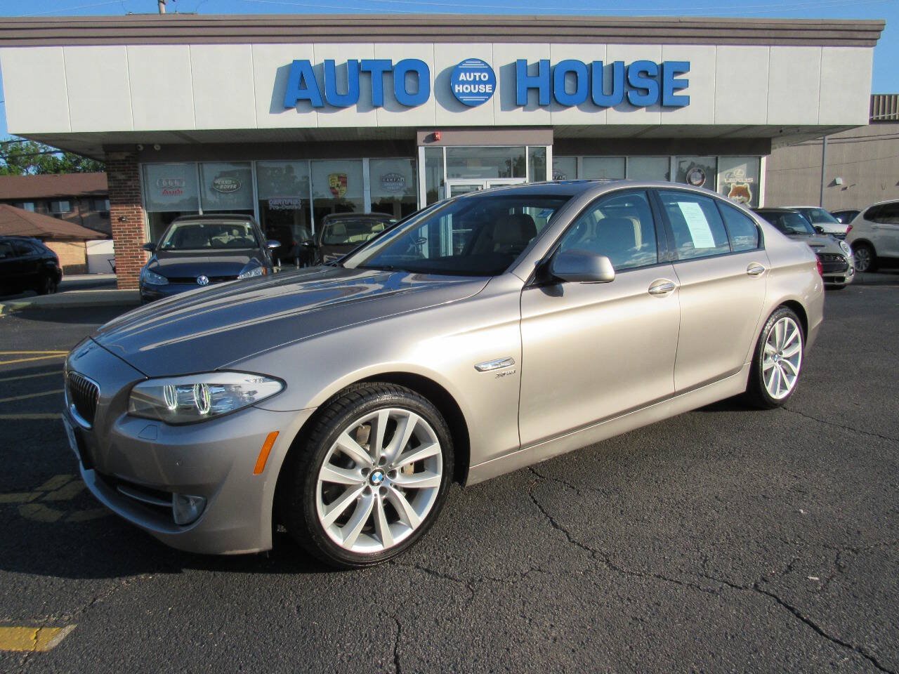 Used 2011 BMW 535i xDrive Sedan AWD/4WD image 40