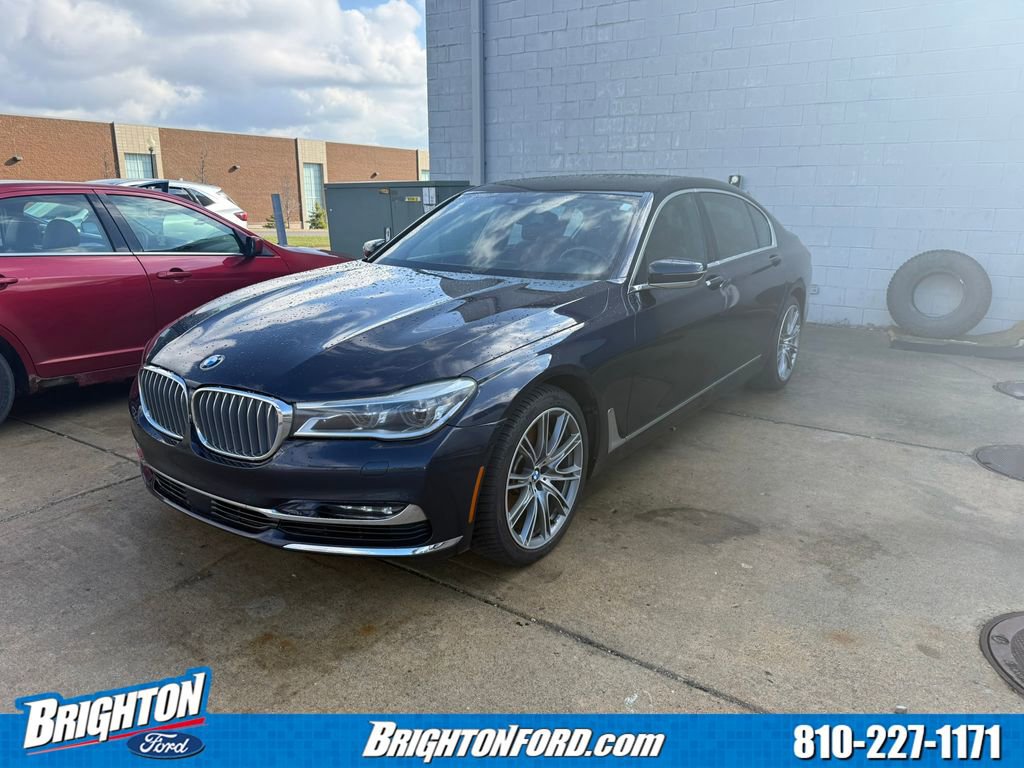 Used 2016 BMW 750i xDrive image 3