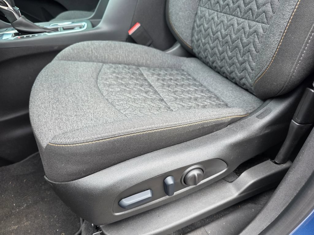 Used 2024 Chevrolet Equinox LT FWD image 13