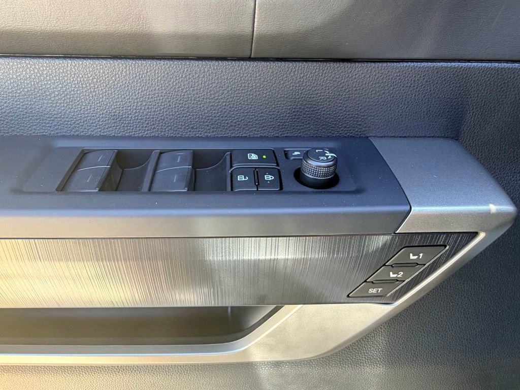 New 2026 Toyota Tundra Platinum AWD/4WD image 13