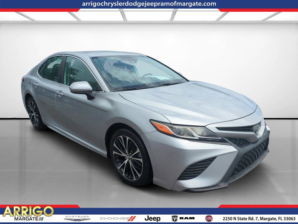 Used 2019 Toyota Camry SE video 1