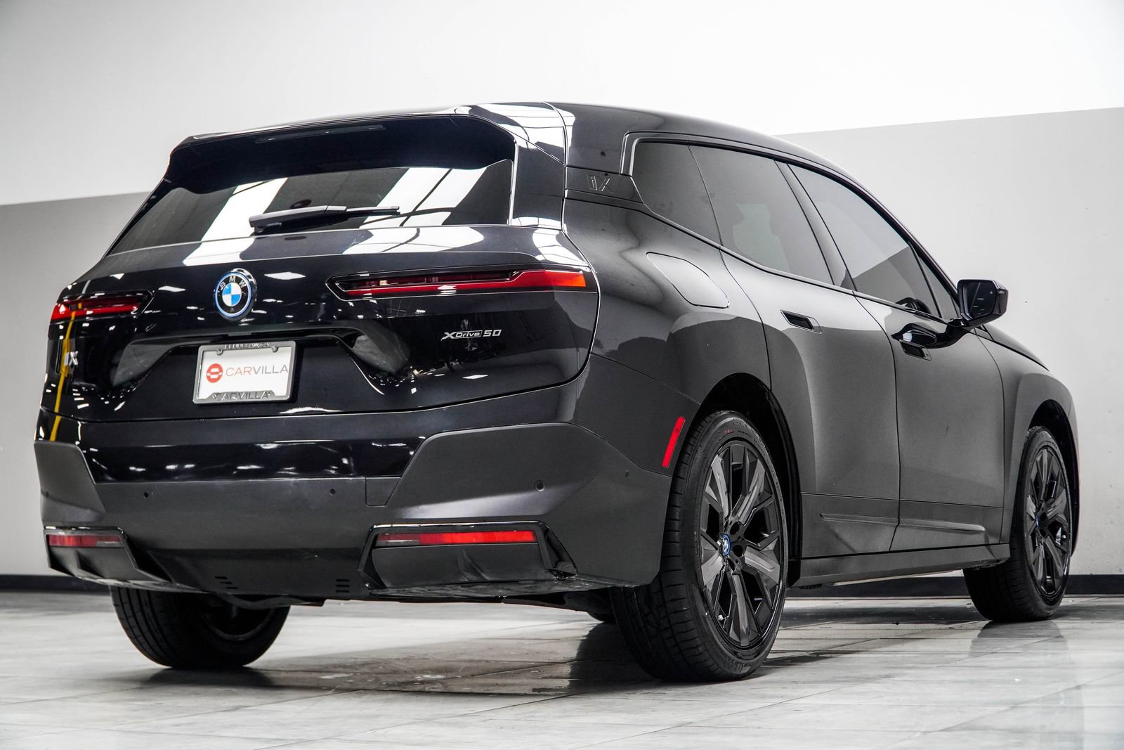 Used 2024 BMW iX xDrive50 AWD/4WD image 15
