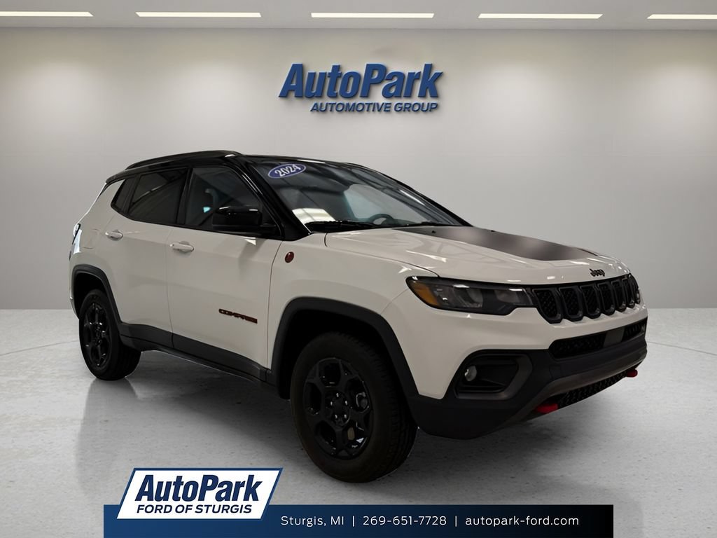 Used 2024 Jeep Compass Trailhawk