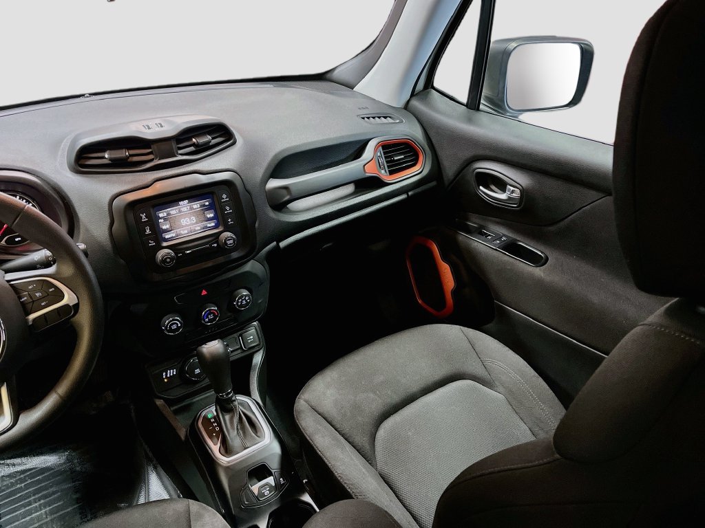 Used 2018 Jeep Renegade Sport w/ Power & Air Group AWD/4WD image 21