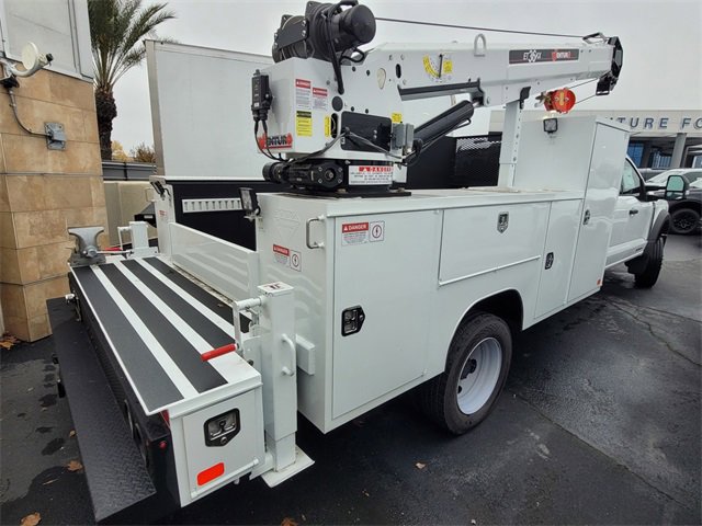 New 2024 Ford F550 4x4 Crew Cab Super Duty image 4