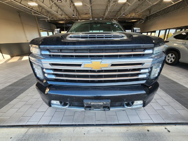 Used 2021 Chevrolet Silverado 2500 High Country w/ Z71 Off-Road Package AWD/4WD image 2