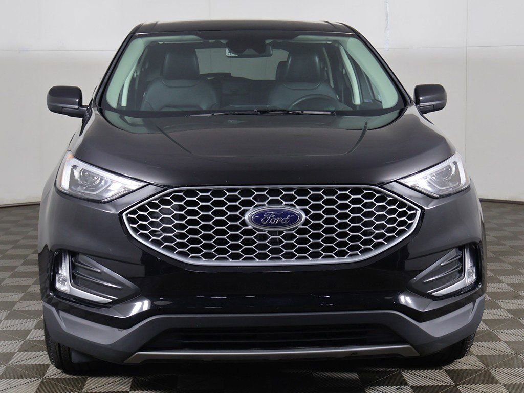 Used 2023 Ford Edge SEL w/ Convenience Package image 9
