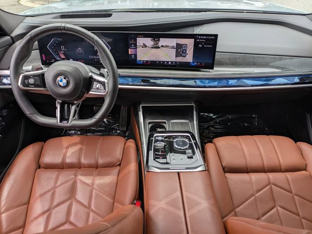 Used 2023 BMW 740i RWD image 15