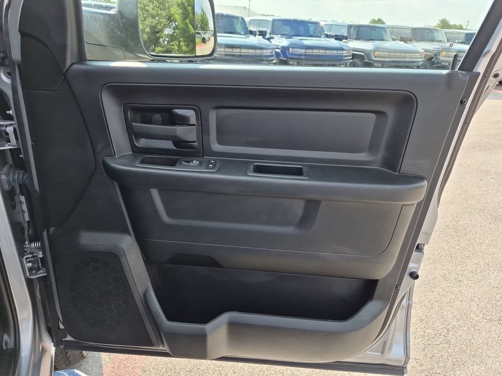 Used 2022 RAM 3500 Tradesman AWD/4WD image 38