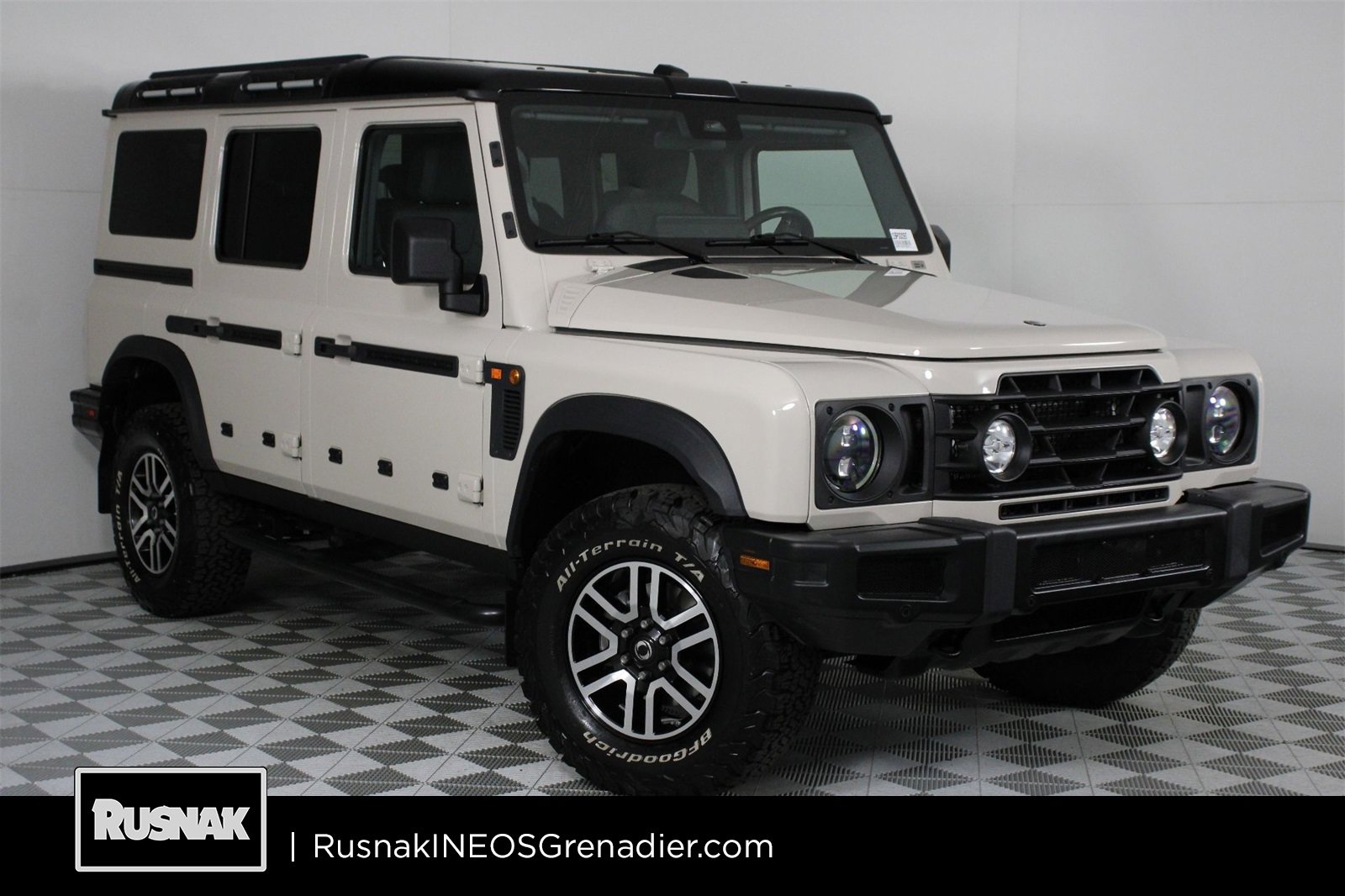 Used 2025 INEOS Grenadier image 1