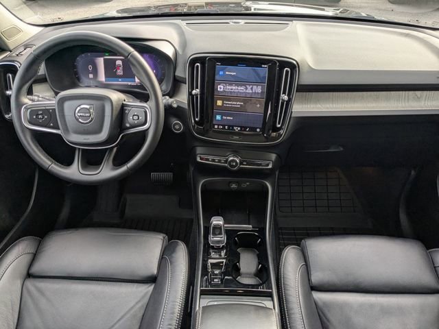 Certified 2023 Volvo XC40 B5 Plus w/ Protection Package Premier image 19