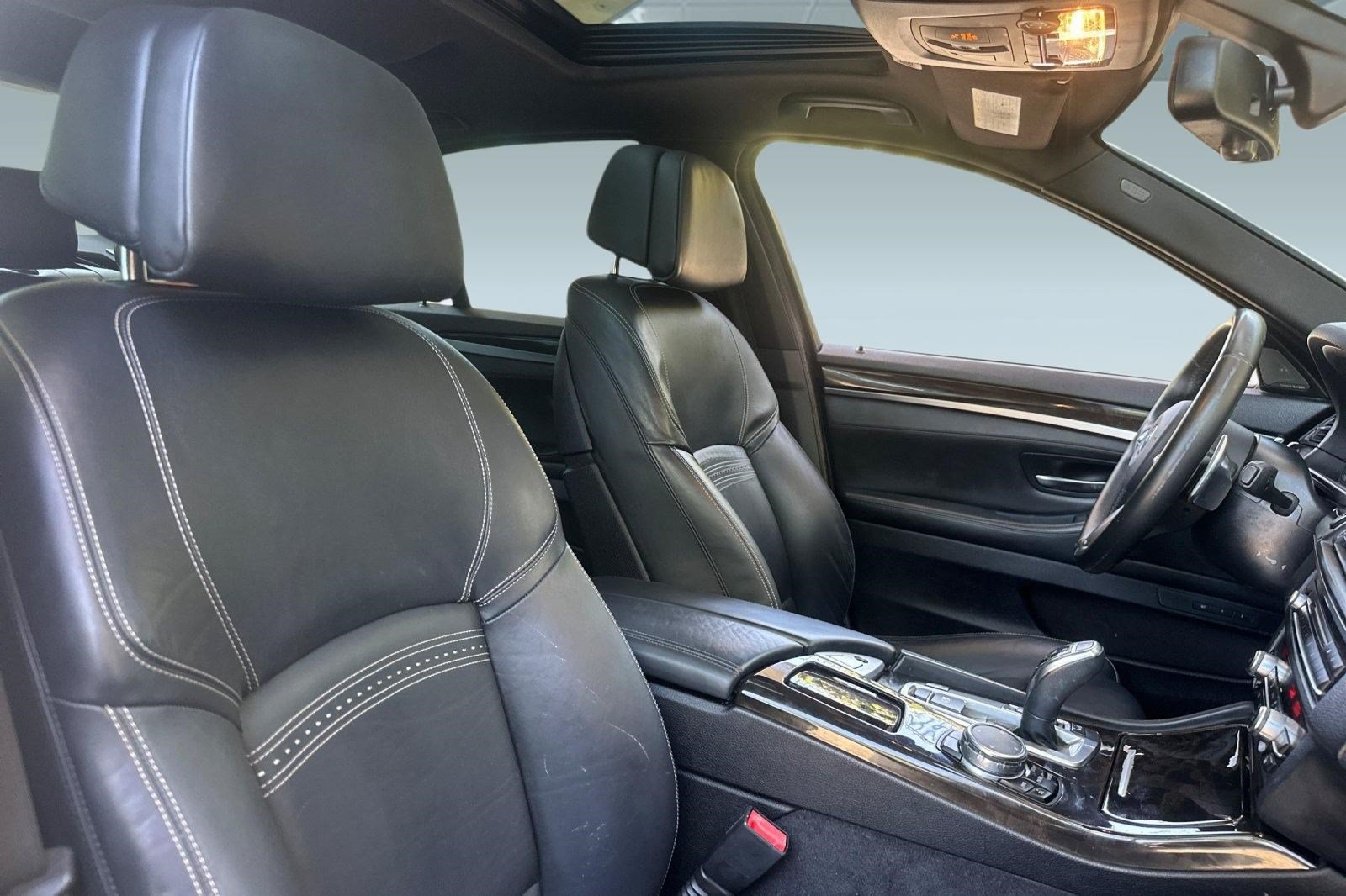 Used 2016 BMW 535i Sedan RWD image 32
