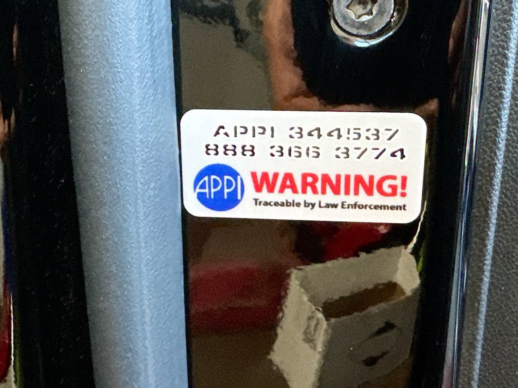 Used 2020 GMC Sierra 1500 SLT w/ SLT Convenience Package image 25