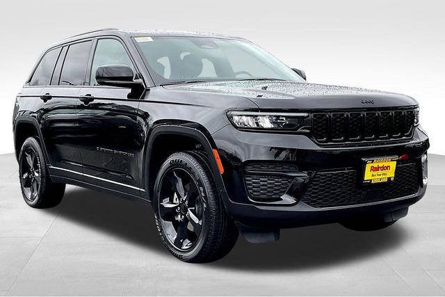 New 2025 Jeep Grand Cherokee Altitude