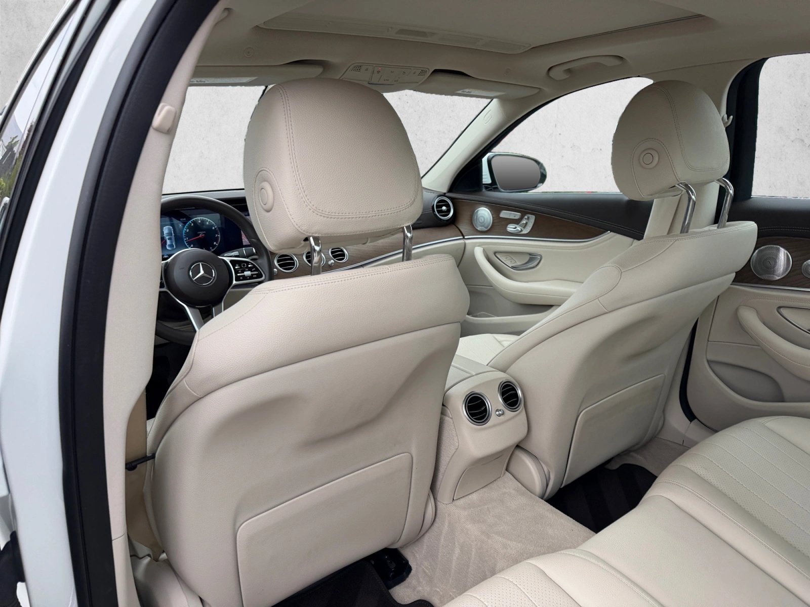 Certified 2020 Mercedes-Benz E 350 4MATIC Sedan image 19