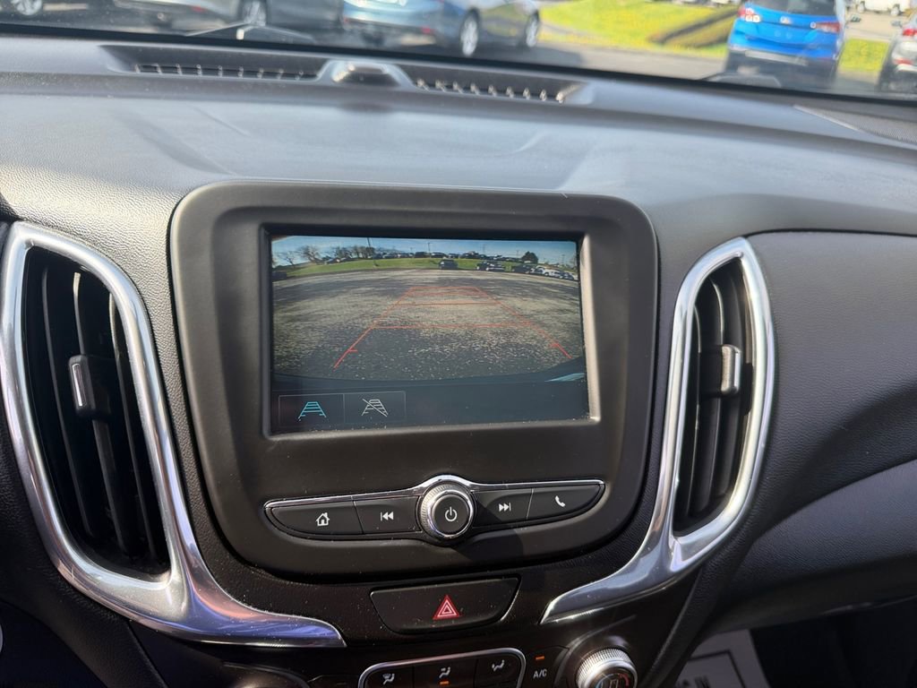 Used 2018 Chevrolet Equinox LT image 18