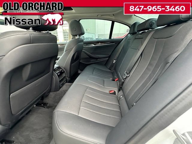 Used 2022 BMW 530e xDrive AWD/4WD image 14