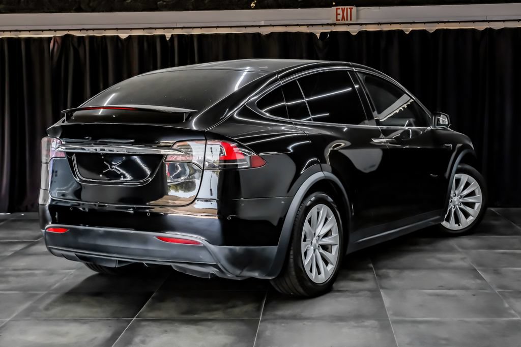Used 2020 Tesla Model X Long Range AWD/4WD image 12