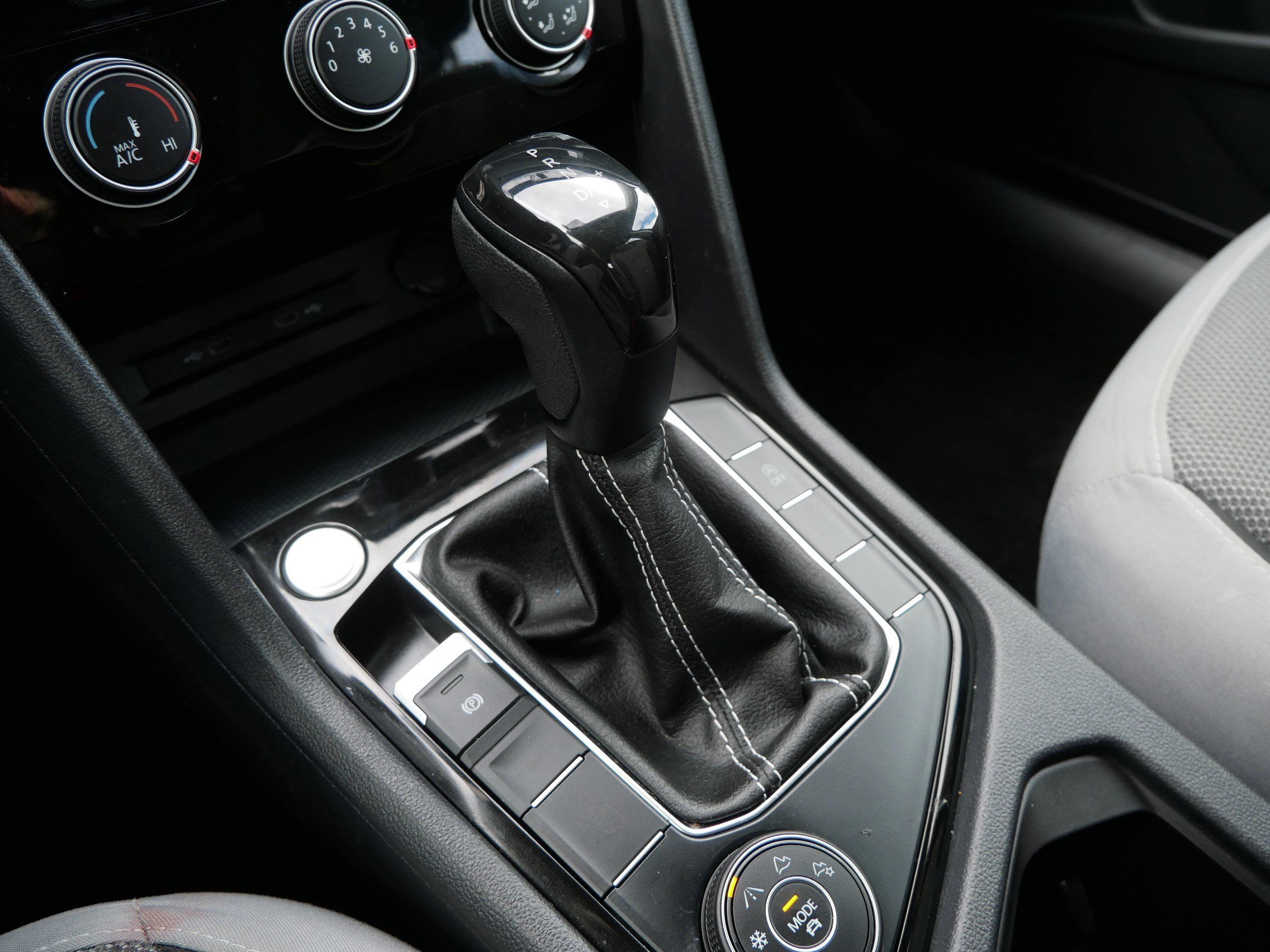 Certified 2023 Volkswagen Taos S image 24