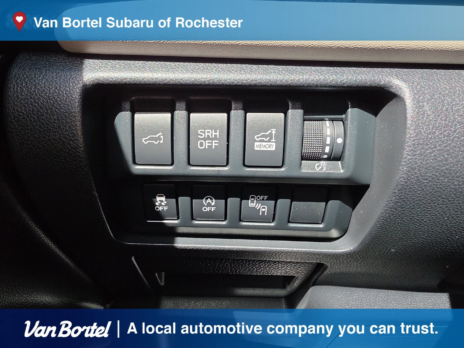 Used 2023 Subaru Forester Limited AWD/4WD image 17