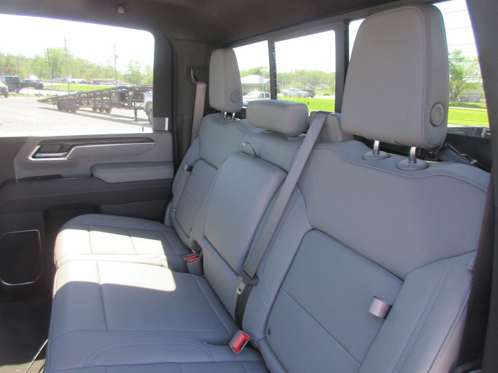 New 2026 GMC Sierra 2500 SLT w/ SLT Premium Package AWD/4WD image 14