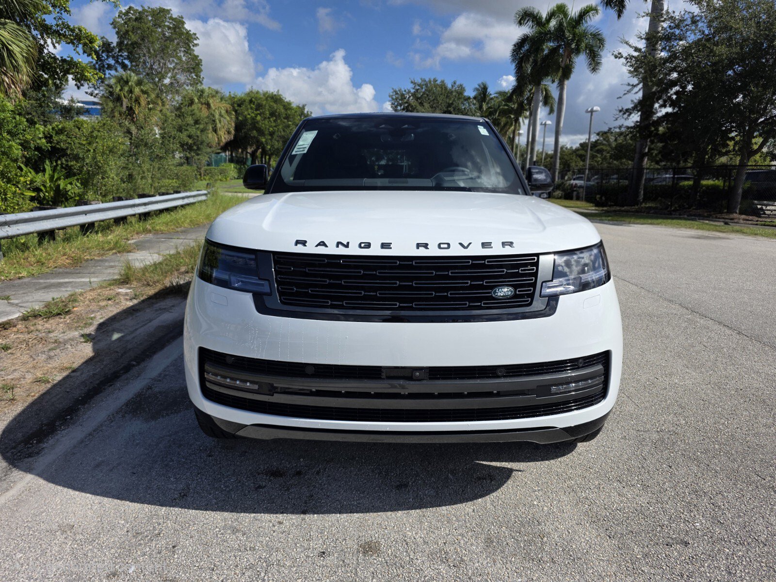 New 2026 Land Rover Range Rover SE AWD/4WD image 8