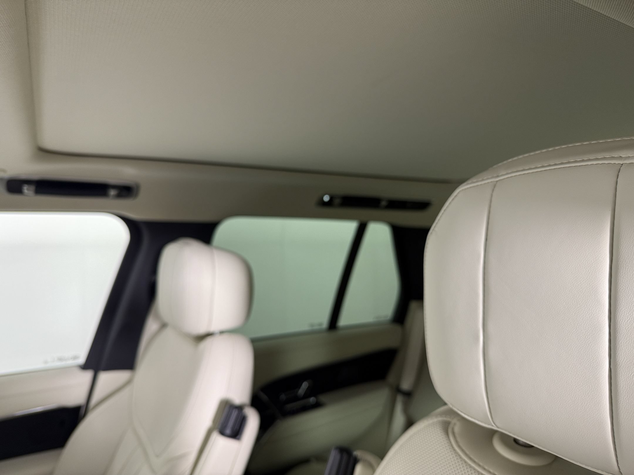 New 2027 Land Rover Range Rover SE AWD/4WD image 22