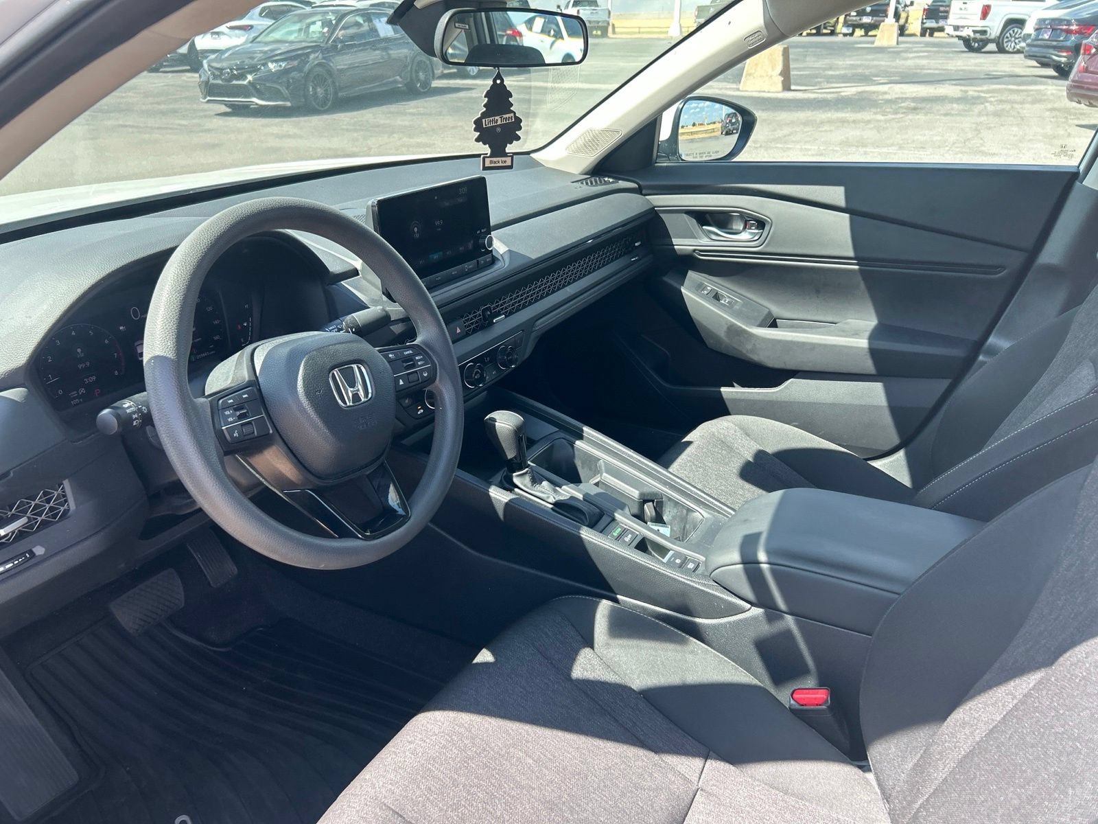 Used 2024 Honda Accord EX image 10