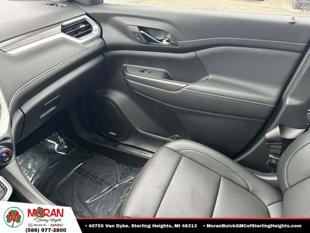 Certified 2023 GMC Acadia SLT FWD image 31