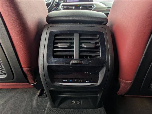 Used 2024 BMW X4 xDrive30i w/ M Sport Package AWD/4WD image 18