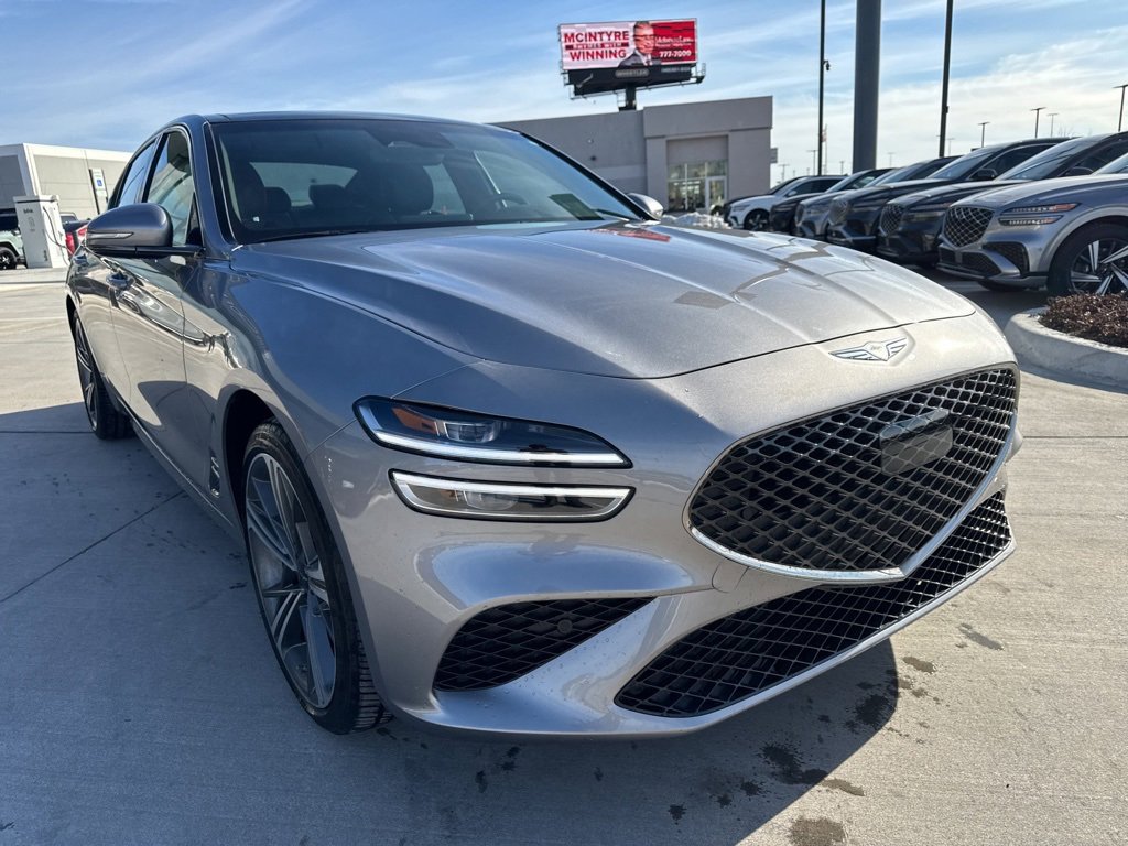 Used 2025 Genesis G70 2.5T w/ Sport Prestige Package image 3