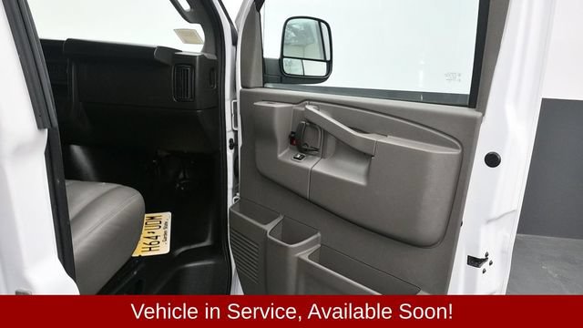 Used 2024 Chevrolet Express 3500 LS RWD image 17