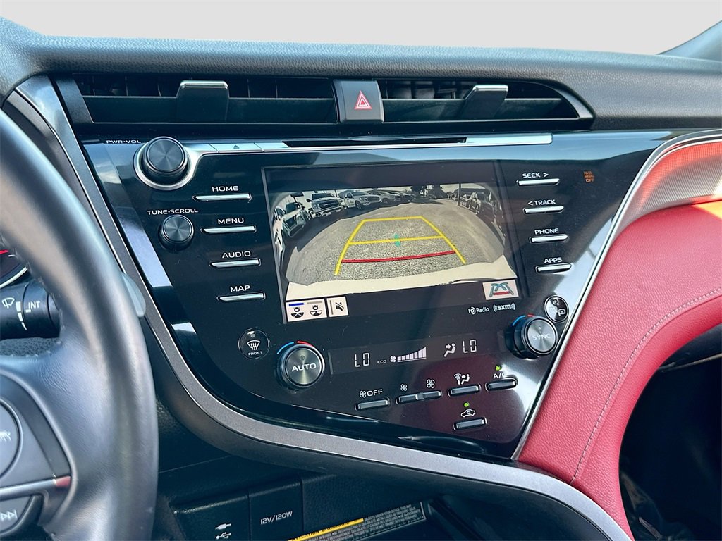 Used 2019 Toyota Camry XSE image 11