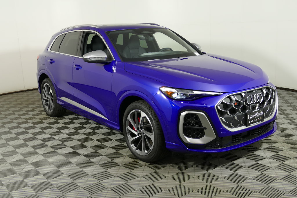 New 2026 Audi SQ5 Premium Plus
